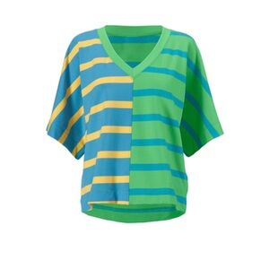 Cabi 6123 Cabi Cabana Top Spring 2022 Medium  EUC